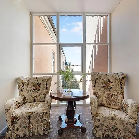 帕斯特伽登酒店 3*