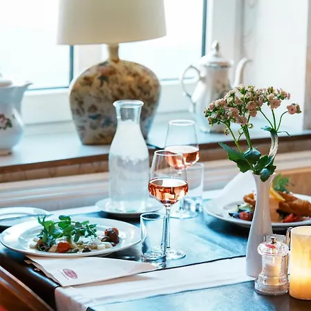 帕斯特伽登酒店 3*