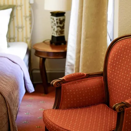 帕斯特伽登酒店 3*